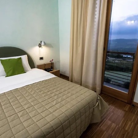 فندق Grand Garden Barile